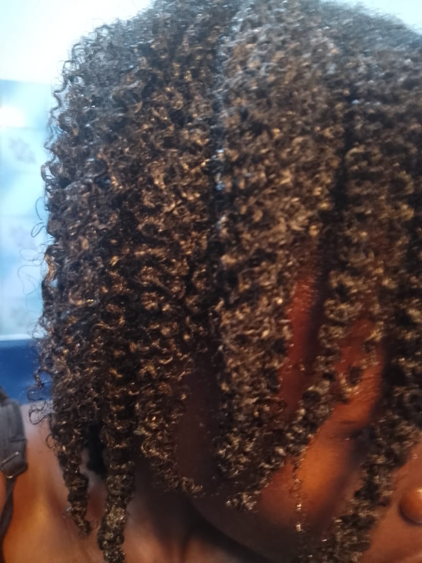 Cheveux après utilisation de la crème Boucles AfrO
